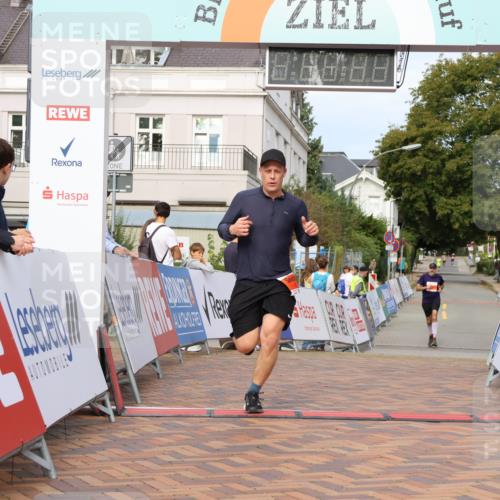 31.08.2025 - 21. Blankeneser Heldenlauf Strokosch-Dieckow http://msf.ph/oto/8640034 31.08.2025 09:45:36 Ziel 1148, 1027 meine-sportfotos.de