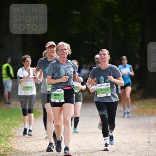 31.08.2025 - 21. Blankeneser Heldenlauf Dr. Thomas Lammeyer http://msf.ph/oto/8640035 31.08.2025 10:59:09 Laufen 3527, 3529 meine-sportfotos.de