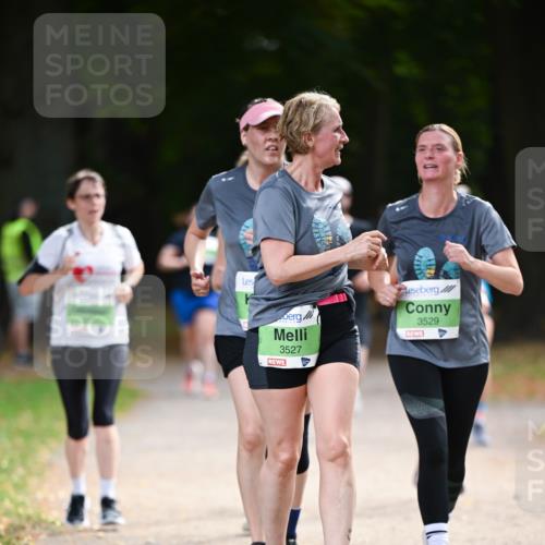 31.08.2025 - 21. Blankeneser Heldenlauf Dr. Thomas Lammeyer http://msf.ph/oto/8640050 31.08.2025 10:59:11 Laufen 3527, 3529 meine-sportfotos.de
