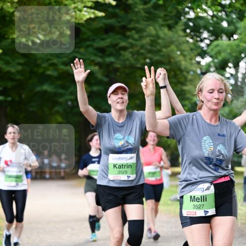 31.08.2025 - 21. Blankeneser Heldenlauf Dr. Thomas Lammeyer http://msf.ph/oto/8640075 31.08.2025 10:59:16 Laufen 3528, 3527 meine-sportfotos.de