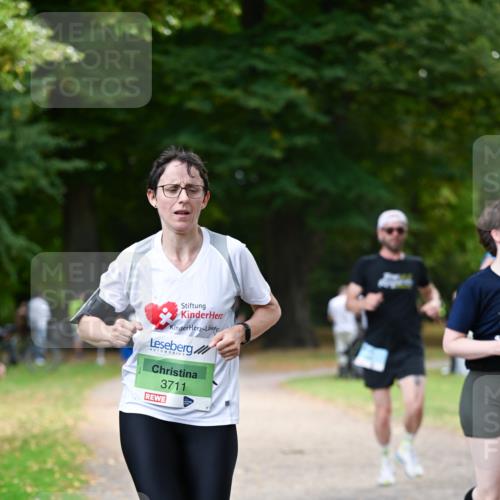 31.08.2025 - 21. Blankeneser Heldenlauf Dr. Thomas Lammeyer http://msf.ph/oto/8640083 31.08.2025 10:59:17 Laufen 3711 meine-sportfotos.de