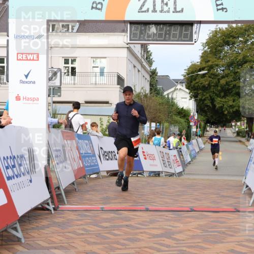 31.08.2025 - 21. Blankeneser Heldenlauf Strokosch-Dieckow http://msf.ph/oto/8640093 31.08.2025 09:45:35 Ziel 1148, 1027 meine-sportfotos.de