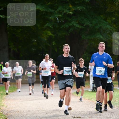 31.08.2025 - 21. Blankeneser Heldenlauf Dr. Thomas Lammeyer http://msf.ph/oto/8640128 31.08.2025 10:59:26 Laufen 4013, 4017, 13 meine-sportfotos.de