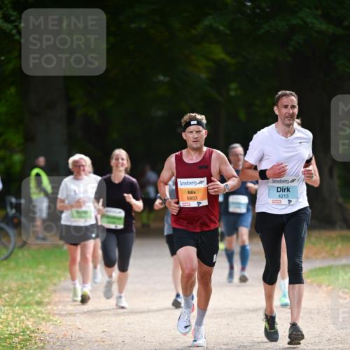 31.08.2025 - 21. Blankeneser Heldenlauf Dr. Thomas Lammeyer http://msf.ph/oto/8640144 31.08.2025 10:59:29 Laufen 5803, 4, 4213 meine-sportfotos.de