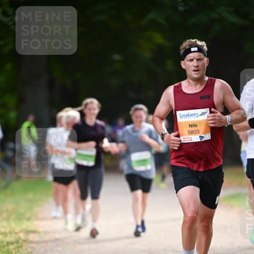 31.08.2025 - 21. Blankeneser Heldenlauf Dr. Thomas Lammeyer http://msf.ph/oto/8640156 31.08.2025 10:59:30 Laufen 5803 meine-sportfotos.de