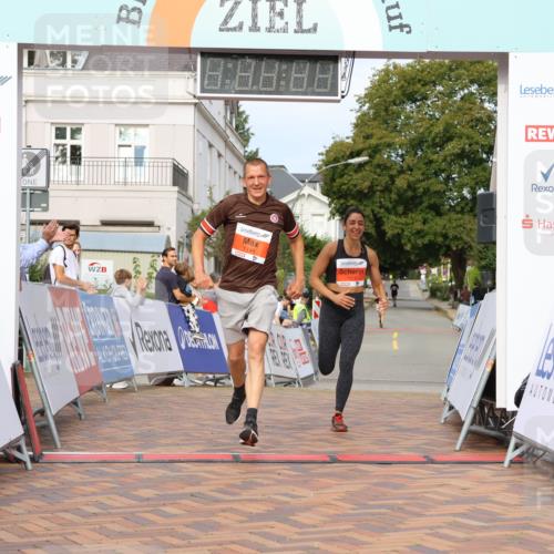 31.08.2025 - 21. Blankeneser Heldenlauf Strokosch-Dieckow http://msf.ph/oto/8640201 31.08.2025 09:45:17 Ziel 1015, 1026, 1146 meine-sportfotos.de