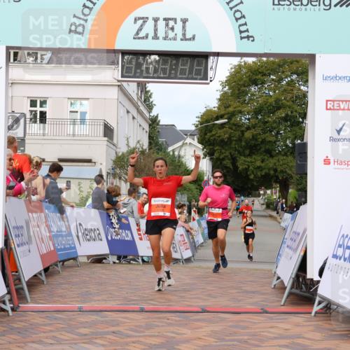 31.08.2025 - 21. Blankeneser Heldenlauf Strokosch-Dieckow http://msf.ph/oto/8640205 31.08.2025 09:41:11 Ziel 1137, 1138, 1177 meine-sportfotos.de
