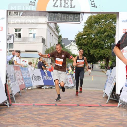 31.08.2025 - 21. Blankeneser Heldenlauf Strokosch-Dieckow http://msf.ph/oto/8640222 31.08.2025 09:45:17 Ziel 1015, 1026, 1146 meine-sportfotos.de
