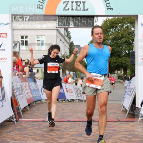 31.08.2025 - 21. Blankeneser Heldenlauf Strokosch-Dieckow http://msf.ph/oto/8640238 31.08.2025 09:41:03 Ziel 1056, 1121, 1137, 1062 meine-sportfotos.de