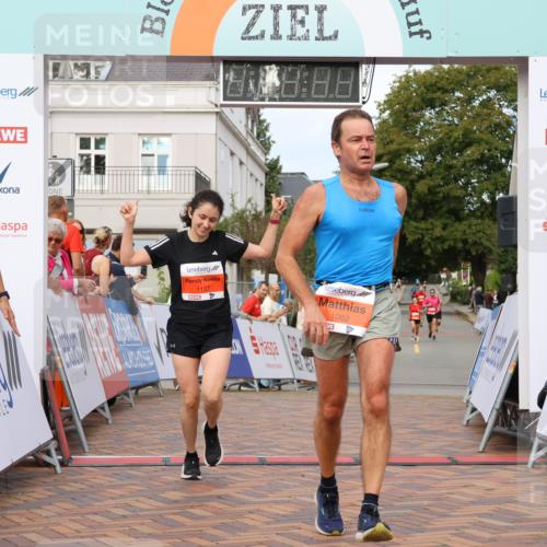31.08.2025 - 21. Blankeneser Heldenlauf Strokosch-Dieckow http://msf.ph/oto/8640252 31.08.2025 09:41:03 Ziel 1056, 1121, 1137, 1062 meine-sportfotos.de