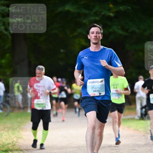 31.08.2025 - 21. Blankeneser Heldenlauf Dr. Thomas Lammeyer http://msf.ph/oto/8640255 31.08.2025 10:59:46 Laufen 4435 meine-sportfotos.de