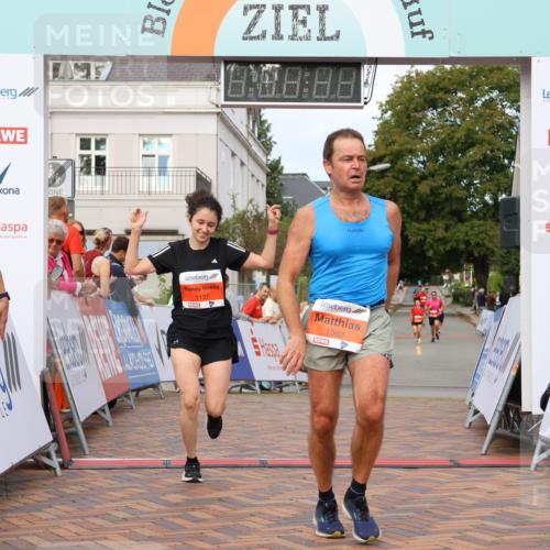 31.08.2025 - 21. Blankeneser Heldenlauf Strokosch-Dieckow http://msf.ph/oto/8640258 31.08.2025 09:41:03 Ziel 1056, 1121, 1137, 1062 meine-sportfotos.de
