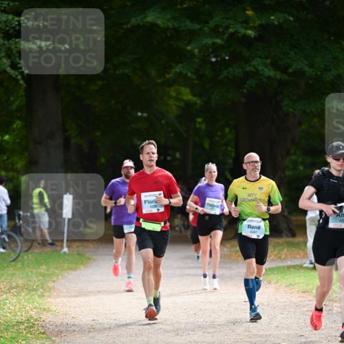 31.08.2025 - 21. Blankeneser Heldenlauf Dr. Thomas Lammeyer http://msf.ph/oto/8640293 31.08.2025 10:59:51 Laufen 4286, 4287, 408 meine-sportfotos.de