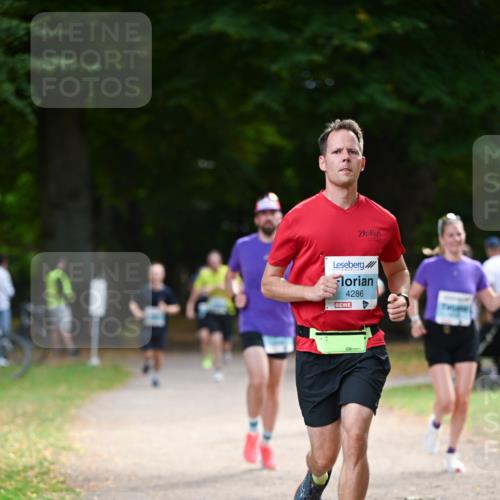 31.08.2025 - 21. Blankeneser Heldenlauf Dr. Thomas Lammeyer http://msf.ph/oto/8640314 31.08.2025 10:59:54 Laufen 4286 meine-sportfotos.de