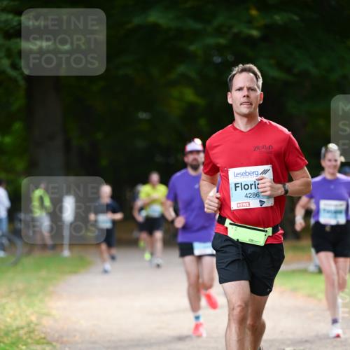 31.08.2025 - 21. Blankeneser Heldenlauf Dr. Thomas Lammeyer http://msf.ph/oto/8640316 31.08.2025 10:59:54 Laufen 4286 meine-sportfotos.de