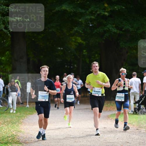 31.08.2025 - 21. Blankeneser Heldenlauf Dr. Thomas Lammeyer http://msf.ph/oto/8640354 31.08.2025 11:00:00 Laufen 4407, 4180, 4310 meine-sportfotos.de