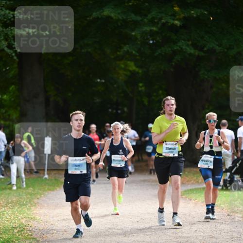 31.08.2025 - 21. Blankeneser Heldenlauf Dr. Thomas Lammeyer http://msf.ph/oto/8640356 31.08.2025 11:00:00 Laufen 4407, 4180, 4310 meine-sportfotos.de