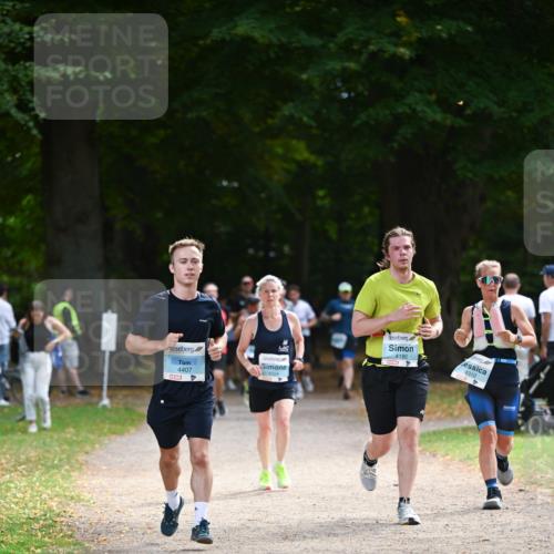 31.08.2025 - 21. Blankeneser Heldenlauf Dr. Thomas Lammeyer http://msf.ph/oto/8640357 31.08.2025 11:00:00 Laufen 4407, 4354, 4180, 4310 meine-sportfotos.de