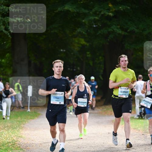 31.08.2025 - 21. Blankeneser Heldenlauf Dr. Thomas Lammeyer http://msf.ph/oto/8640364 31.08.2025 11:00:01 Laufen 4407, 4354, 4180, 4310 meine-sportfotos.de