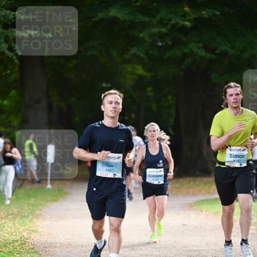 31.08.2025 - 21. Blankeneser Heldenlauf Dr. Thomas Lammeyer http://msf.ph/oto/8640371 31.08.2025 11:00:01 Laufen 4407, 4304, 4180 meine-sportfotos.de