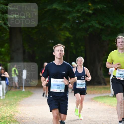 31.08.2025 - 21. Blankeneser Heldenlauf Dr. Thomas Lammeyer http://msf.ph/oto/8640376 31.08.2025 11:00:02 Laufen 4407, 4180, 4 meine-sportfotos.de