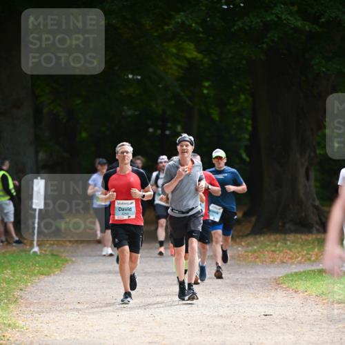 31.08.2025 - 21. Blankeneser Heldenlauf Dr. Thomas Lammeyer http://msf.ph/oto/8640384 31.08.2025 11:00:04 Laufen 4259 meine-sportfotos.de