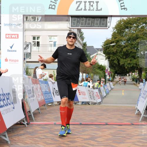 31.08.2025 - 21. Blankeneser Heldenlauf Strokosch-Dieckow http://msf.ph/oto/8640385 31.08.2025 09:44:59 Ziel 1025, 1096 meine-sportfotos.de