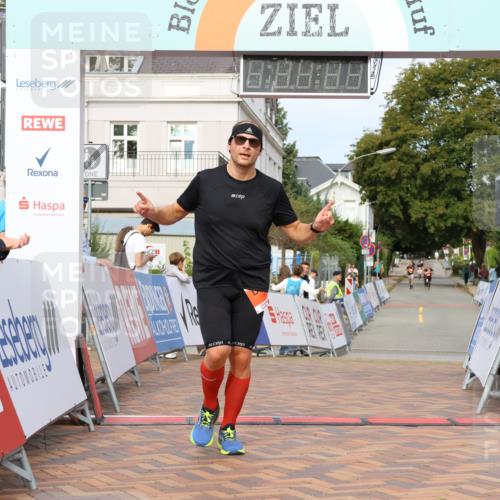 31.08.2025 - 21. Blankeneser Heldenlauf Strokosch-Dieckow http://msf.ph/oto/8640393 31.08.2025 09:44:59 Ziel 1025, 1096 meine-sportfotos.de