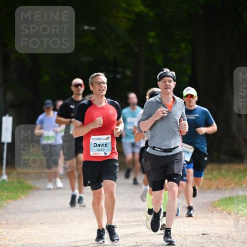 31.08.2025 - 21. Blankeneser Heldenlauf Dr. Thomas Lammeyer http://msf.ph/oto/8640394 31.08.2025 11:00:06 Laufen 4259 meine-sportfotos.de