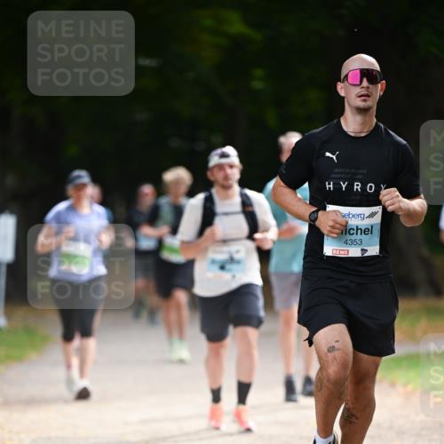 31.08.2025 - 21. Blankeneser Heldenlauf Dr. Thomas Lammeyer http://msf.ph/oto/8640436 31.08.2025 11:00:11 Laufen 4353 meine-sportfotos.de