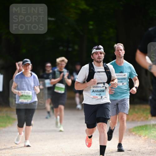 31.08.2025 - 21. Blankeneser Heldenlauf Dr. Thomas Lammeyer http://msf.ph/oto/8640441 31.08.2025 11:00:12 Laufen 4106, 4, 4166 meine-sportfotos.de