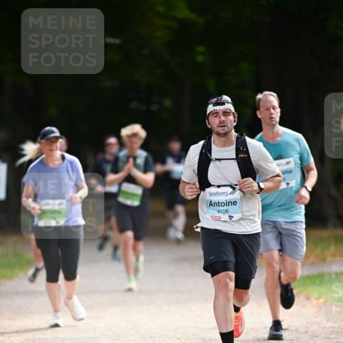 31.08.2025 - 21. Blankeneser Heldenlauf Dr. Thomas Lammeyer http://msf.ph/oto/8640445 31.08.2025 11:00:12 Laufen 4106 meine-sportfotos.de