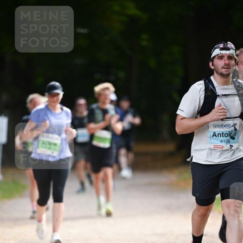 31.08.2025 - 21. Blankeneser Heldenlauf Dr. Thomas Lammeyer http://msf.ph/oto/8640455 31.08.2025 11:00:13 Laufen 4106 meine-sportfotos.de