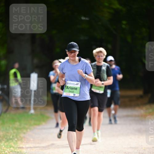 31.08.2025 - 21. Blankeneser Heldenlauf Dr. Thomas Lammeyer http://msf.ph/oto/8640461 31.08.2025 11:00:14 Laufen 3402 meine-sportfotos.de