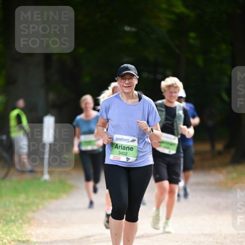 31.08.2025 - 21. Blankeneser Heldenlauf Dr. Thomas Lammeyer http://msf.ph/oto/8640464 31.08.2025 11:00:15 Laufen 3402 meine-sportfotos.de