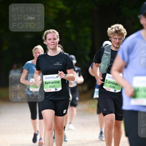 31.08.2025 - 21. Blankeneser Heldenlauf Dr. Thomas Lammeyer http://msf.ph/oto/8640488 31.08.2025 11:00:18 Laufen 3597, 3596 meine-sportfotos.de