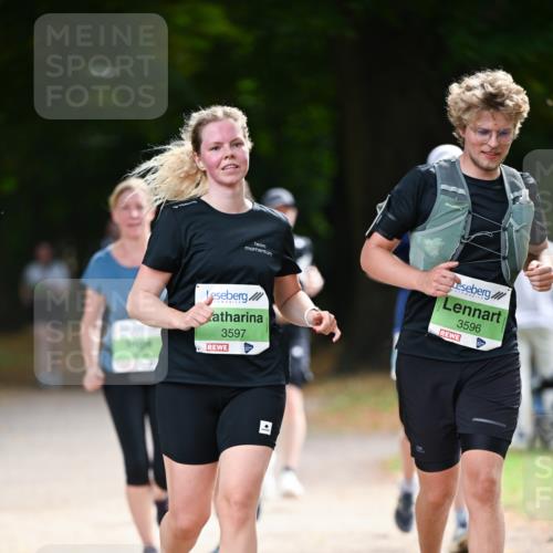 31.08.2025 - 21. Blankeneser Heldenlauf Dr. Thomas Lammeyer http://msf.ph/oto/8640494 31.08.2025 11:00:19 Laufen 3597, 3596 meine-sportfotos.de