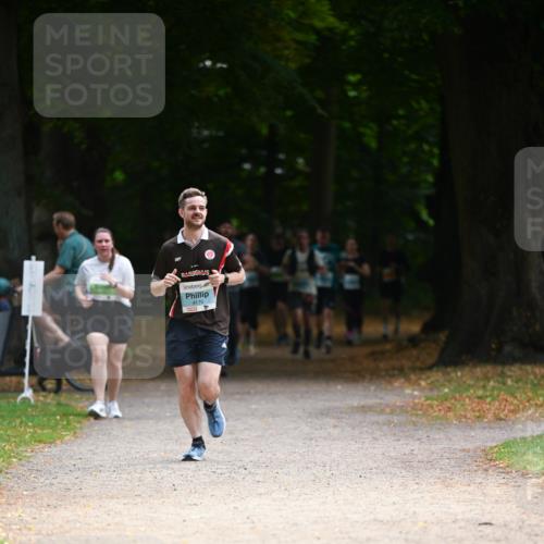 31.08.2025 - 21. Blankeneser Heldenlauf Dr. Thomas Lammeyer http://msf.ph/oto/8640526 31.08.2025 11:00:25 Laufen 4170 meine-sportfotos.de
