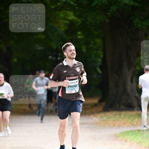 31.08.2025 - 21. Blankeneser Heldenlauf Dr. Thomas Lammeyer http://msf.ph/oto/8640533 31.08.2025 11:00:28 Laufen 4170 meine-sportfotos.de