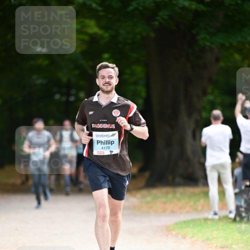 31.08.2025 - 21. Blankeneser Heldenlauf Dr. Thomas Lammeyer http://msf.ph/oto/8640538 31.08.2025 11:00:28 Laufen 4170 meine-sportfotos.de