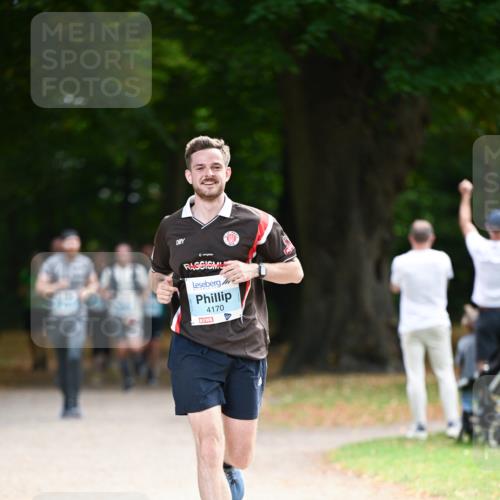 31.08.2025 - 21. Blankeneser Heldenlauf Dr. Thomas Lammeyer http://msf.ph/oto/8640539 31.08.2025 11:00:28 Laufen 4170 meine-sportfotos.de