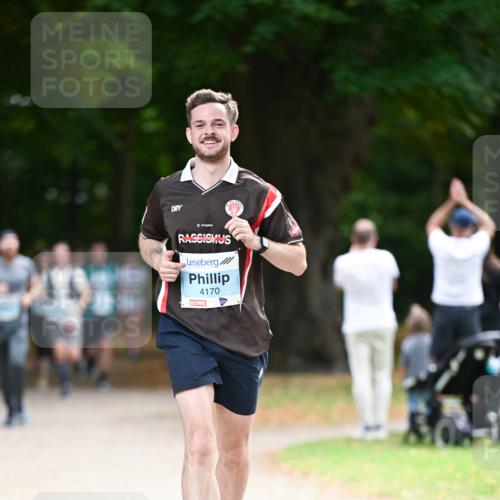 31.08.2025 - 21. Blankeneser Heldenlauf Dr. Thomas Lammeyer http://msf.ph/oto/8640545 31.08.2025 11:00:29 Laufen 4170 meine-sportfotos.de