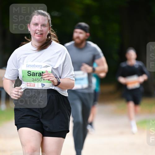 31.08.2025 - 21. Blankeneser Heldenlauf Dr. Thomas Lammeyer http://msf.ph/oto/8640579 31.08.2025 11:00:37 Laufen 3450 meine-sportfotos.de