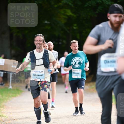 31.08.2025 - 21. Blankeneser Heldenlauf Dr. Thomas Lammeyer http://msf.ph/oto/8640582 31.08.2025 11:00:38 Laufen 4233, 4102 meine-sportfotos.de
