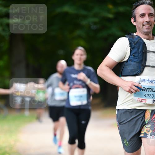 31.08.2025 - 21. Blankeneser Heldenlauf Dr. Thomas Lammeyer http://msf.ph/oto/8640598 31.08.2025 11:00:41 Laufen 4233 meine-sportfotos.de