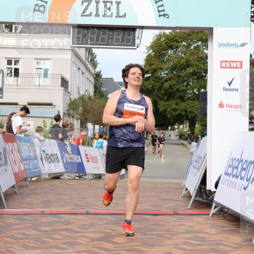 31.08.2025 - 21. Blankeneser Heldenlauf Strokosch-Dieckow http://msf.ph/oto/8640601 31.08.2025 09:44:43 Ziel 1066, 1131 meine-sportfotos.de