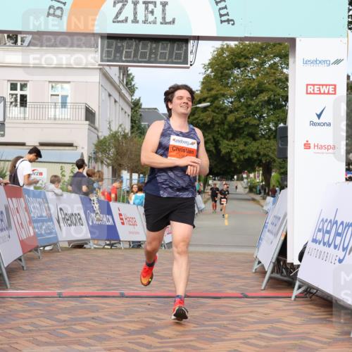 31.08.2025 - 21. Blankeneser Heldenlauf Strokosch-Dieckow http://msf.ph/oto/8640609 31.08.2025 09:44:43 Ziel 1066, 1131 meine-sportfotos.de