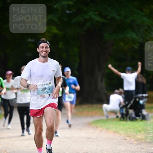 31.08.2025 - 21. Blankeneser Heldenlauf Dr. Thomas Lammeyer http://msf.ph/oto/8640625 31.08.2025 11:00:46 Laufen 4404 meine-sportfotos.de