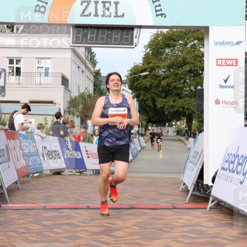 31.08.2025 - 21. Blankeneser Heldenlauf Strokosch-Dieckow http://msf.ph/oto/8640627 31.08.2025 09:44:43 Ziel 1066, 1131 meine-sportfotos.de