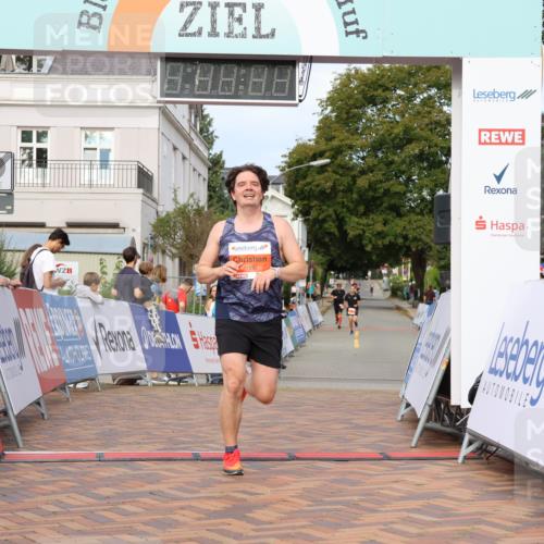 31.08.2025 - 21. Blankeneser Heldenlauf Strokosch-Dieckow http://msf.ph/oto/8640633 31.08.2025 09:44:43 Ziel 1066, 1131 meine-sportfotos.de